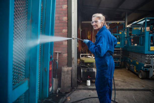 Best Oil and Grease Removal from Surfaces in Assumption, IL